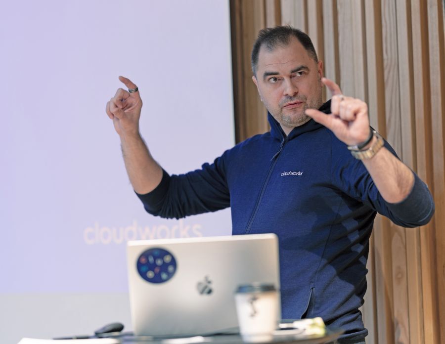 Senior IAM-arkitekt diskuterer AI-sikkerhed